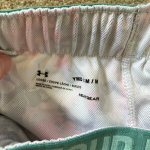 Underarmour, shorts/swim trunks, multicolored,size youth medium